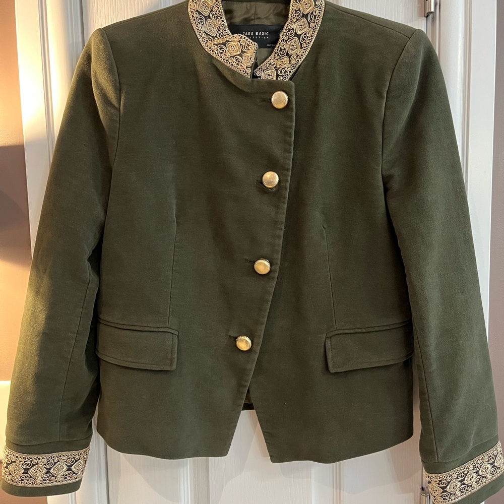 ZARA| VELVET MILITARY JACKET WITH PASSEMENTERIE